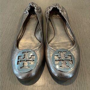 Tory Burch Pewter Leather Revas Flats Size 10